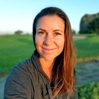 Elaine Harvey's profile image