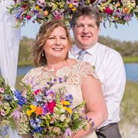 Becky Kuchinski's profile image