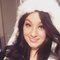 Kat R.'s profile image
